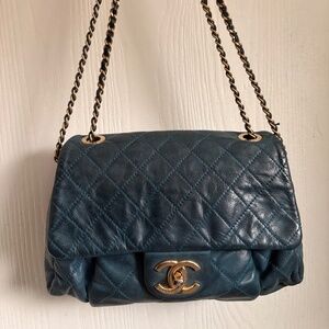 Chanel Small Chic Quilt Flap Bag